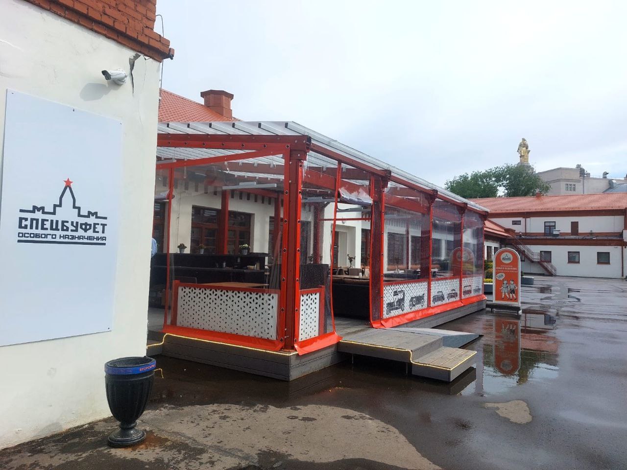 ПВХ шторы для летней террасы кафе в Дмитровске
